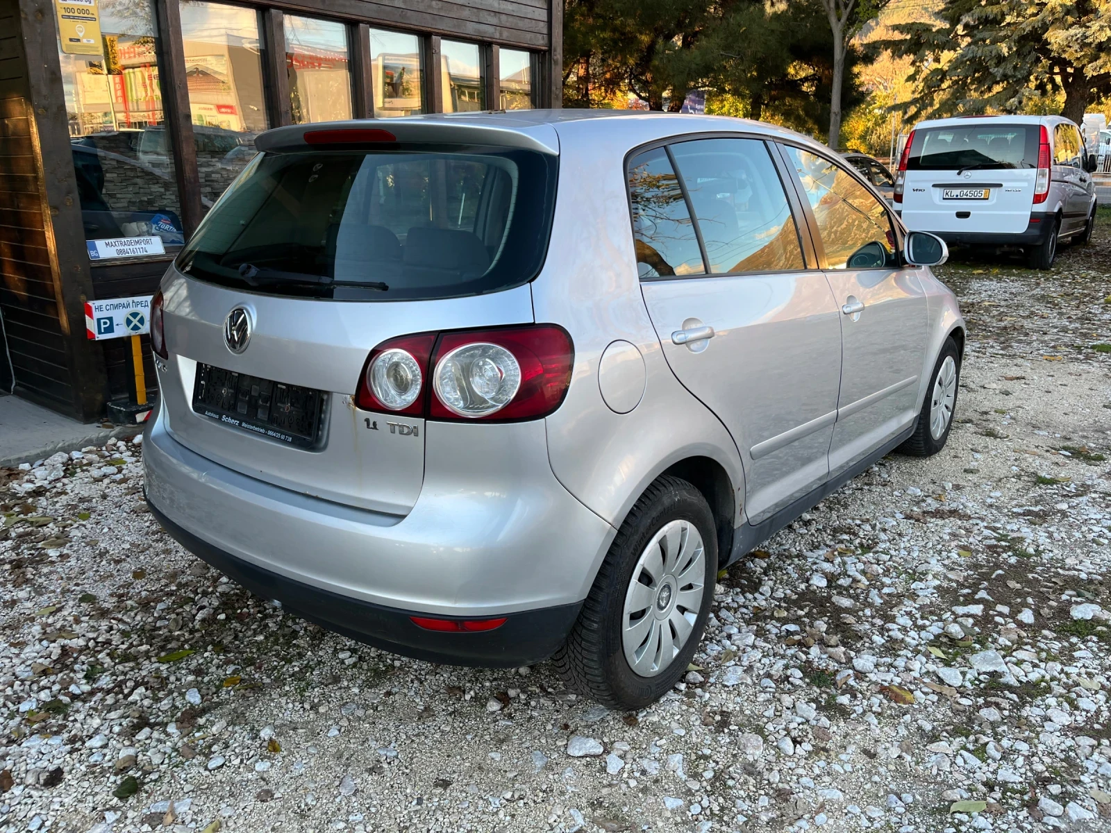 VW Golf Plus 1.9TDI - изображение 4 | Auto.bg VW Golf Plus 1.9TDI - изображение 4