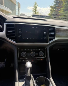 VW Atlas 3.6 V6/360* КАМЕРА/ОБДУХВАНЕ/7 МЕСТЕН/33000КМ / | Auto.bg — изображение 8 VW Atlas 3.6 V6/360* КАМЕРА/ОБДУХВАНЕ/7 МЕСТЕН/33000КМ / | Auto.bg — изображение 8