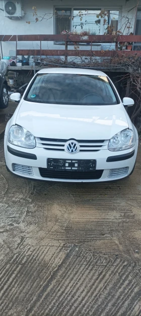 VW Golf - 2999 лв. / 1533.36 € - 38003126 2 | Car24.bg VW Golf - 2999 лв. / 1533.36 € - 38003126 2