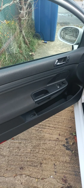 VW Golf - 2999 лв. / 1533.36 € - 38003126 6 | Car24.bg VW Golf - 2999 лв. / 1533.36 € - 38003126 6