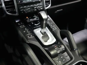 Porsche Cayenne E-HYBRID| BOSE| ОБДУХ| MATRIX| ПАНО| 360 | Auto.bg — изображение 12 Porsche Cayenne E-HYBRID| BOSE| ОБДУХ| MATRIX| ПАНО| 360 | Auto.bg — изображение 12