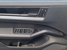Porsche Cayenne V6 / BOSE / PANO / 360 / AIR / MATRIX / PASM / | Auto.bg — изображение 9 Porsche Cayenne V6 / BOSE / PANO / 360 / AIR / MATRIX / PASM / | Auto.bg — изображение 9
