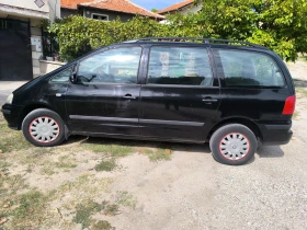 Снимка Seat Alhambra