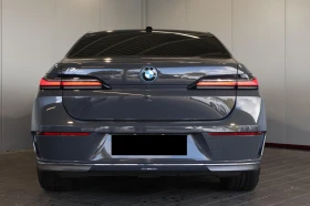 BMW i7 xDrive60/THEATRE SCREEN/CARBON/B&W/ICONIC GLOW/360 - 169680 лв. / 86756.01 € - 27299346 5 | Car24.bg BMW i7 xDrive60/THEATRE SCREEN/CARBON/B&W/ICONIC GLOW/360 - 169680 лв. / 86756.01 € - 27299346 5