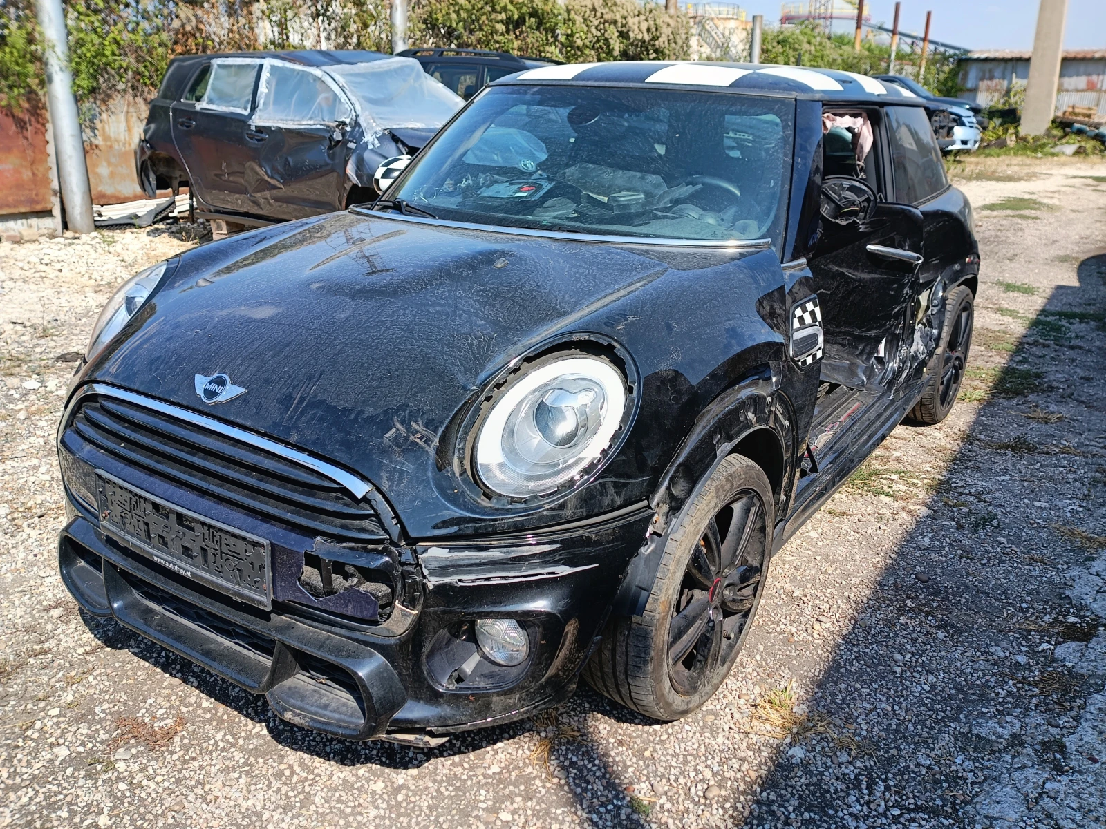 Mini Cooper 1.5 benzin na chasti - изображение 8 | Auto.bg Mini Cooper 1.5 benzin na chasti - изображение 8