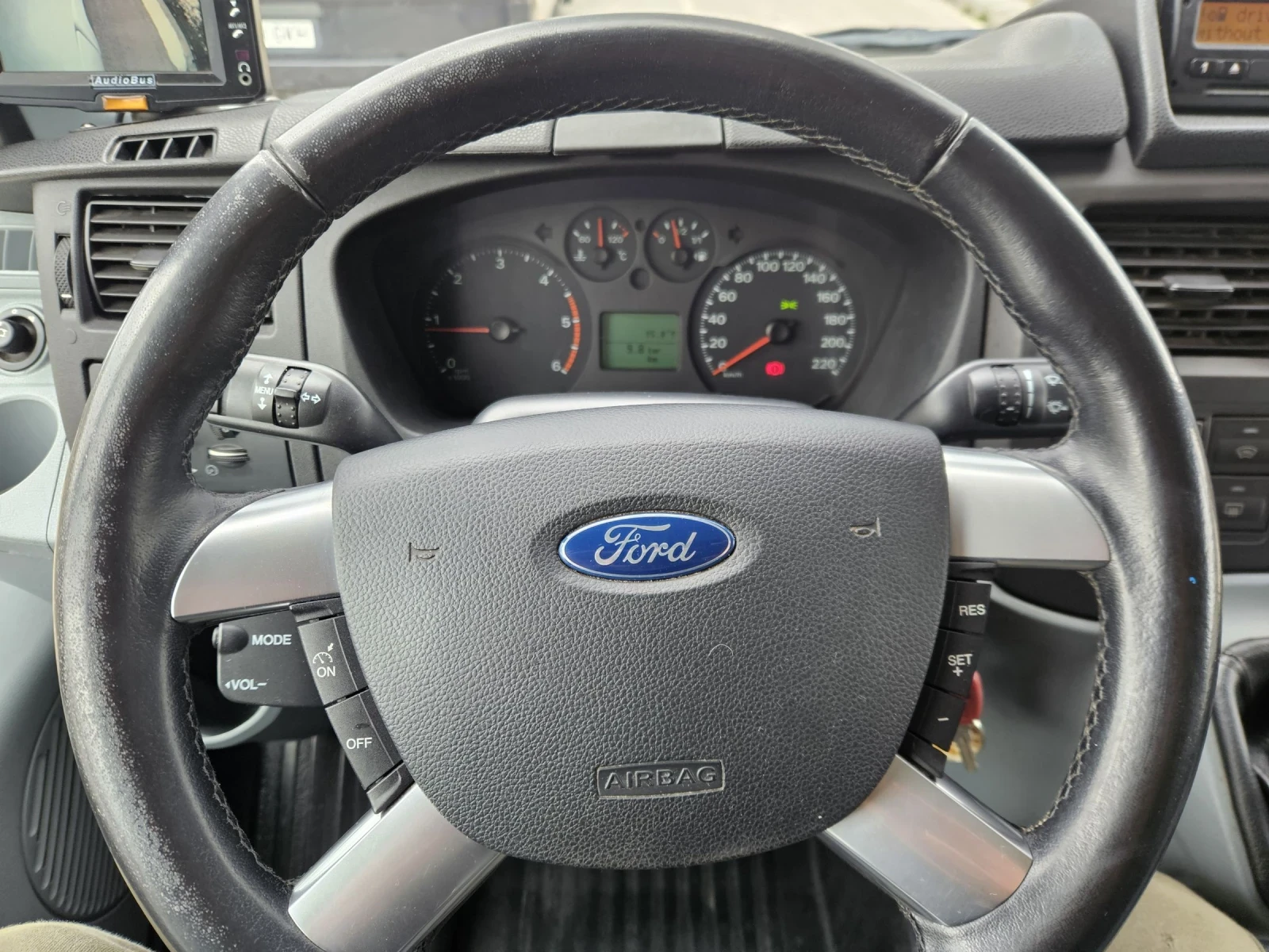 Ford Transit 14 местен, климатик  - изображение 8 | Auto.bg Ford Transit 14 местен, климатик  - изображение 8