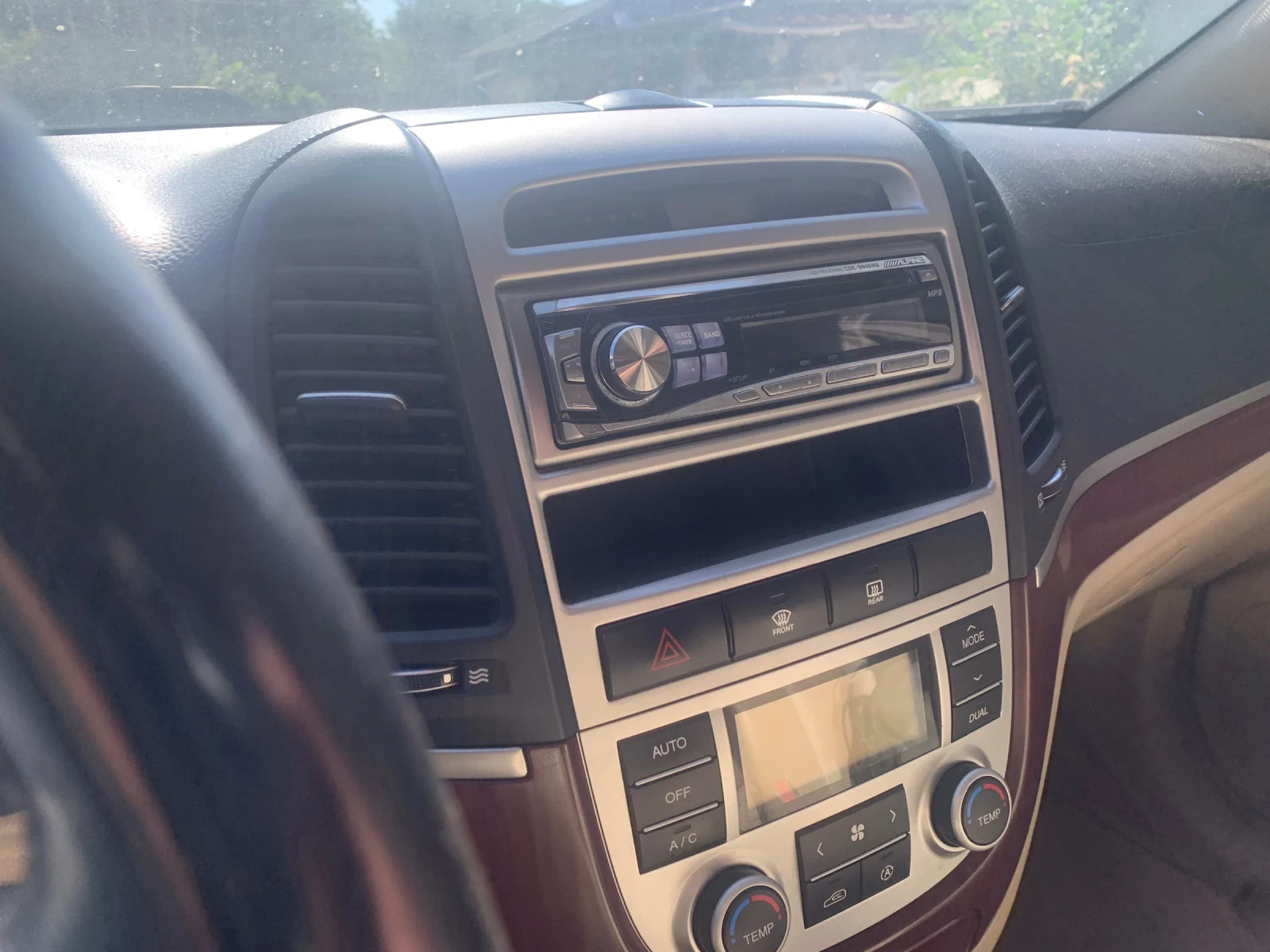 Hyundai Santa fe 2.2 CRDI - изображение 5 | Auto.bg Hyundai Santa fe 2.2 CRDI - изображение 5