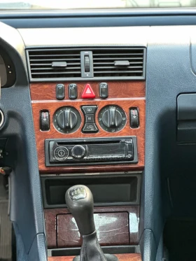 Mercedes-Benz C 180 - 1300 € / 2542.58 лв. - 60308763 6 | Car24.bg Mercedes-Benz C 180 - 1300 € / 2542.58 лв. - 60308763 6
