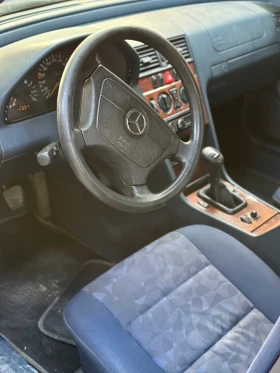 Mercedes-Benz C 180 - 1300 € / 2542.58 лв. - 60308763 2 | Car24.bg Mercedes-Benz C 180 - 1300 € / 2542.58 лв. - 60308763 2