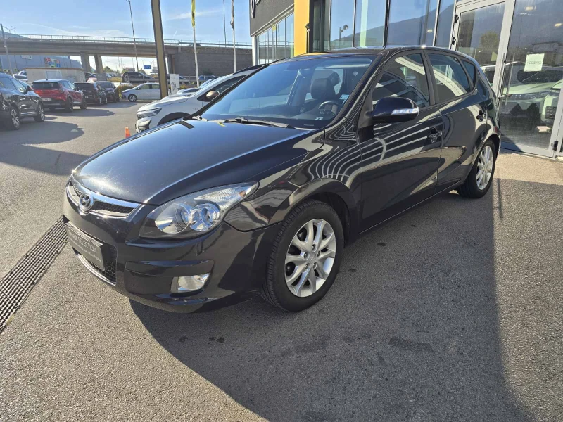 Hyundai I30 1.6 TCe 115hp EDC - 2400 € - 29927113 1 | Car24.bg Hyundai I30 1.6 TCe 115hp EDC - 2400 € - 29927113 1