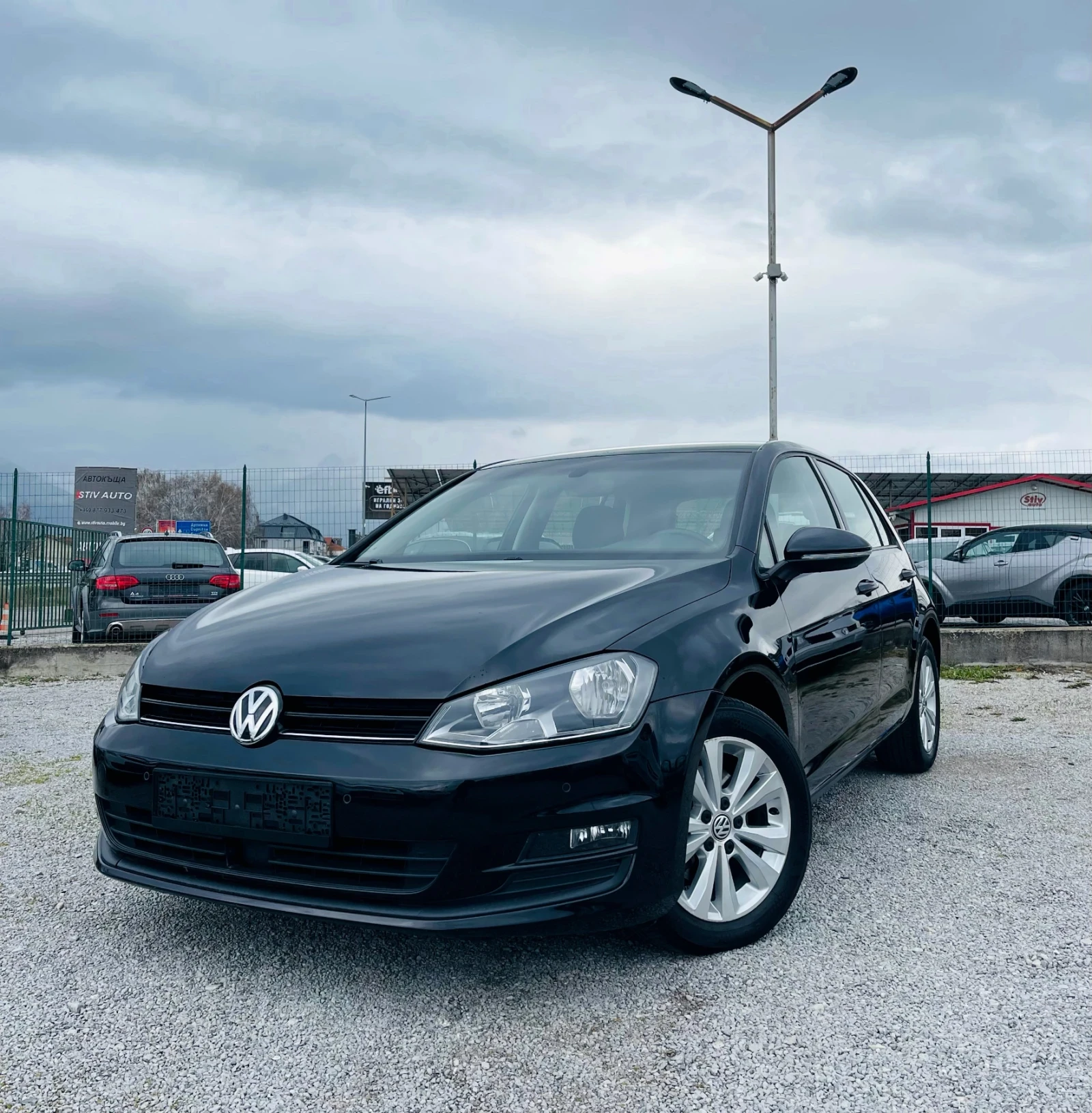 VW Golf 1.6 TDI * Автоматик* Дистроник* Сервизна история* | Auto.bg — изображение 1 VW Golf 1.6 TDI * Автоматик* Дистроник* Сервизна история* | Auto.bg — изображение 1