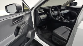 Toyota Rav4 2, 5 XLE Hybrid 2WD | Auto.bg — изображение 10 Toyota Rav4 2, 5 XLE Hybrid 2WD | Auto.bg — изображение 10