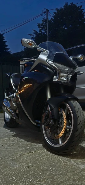 Honda Vfr VFR120 | Auto.bg — изображение 7 Honda Vfr VFR120 | Auto.bg — изображение 7