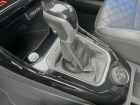 VW T-Roc R* 4M* DSG* PANO* DISTR* KEYLESS* CARPLAY* LED* - 35500 € / 69431.96 лв. - 65807484 11 | Car24.bg VW T-Roc R* 4M* DSG* PANO* DISTR* KEYLESS* CARPLAY* LED* - 35500 € / 69431.96 лв. - 65807484 11