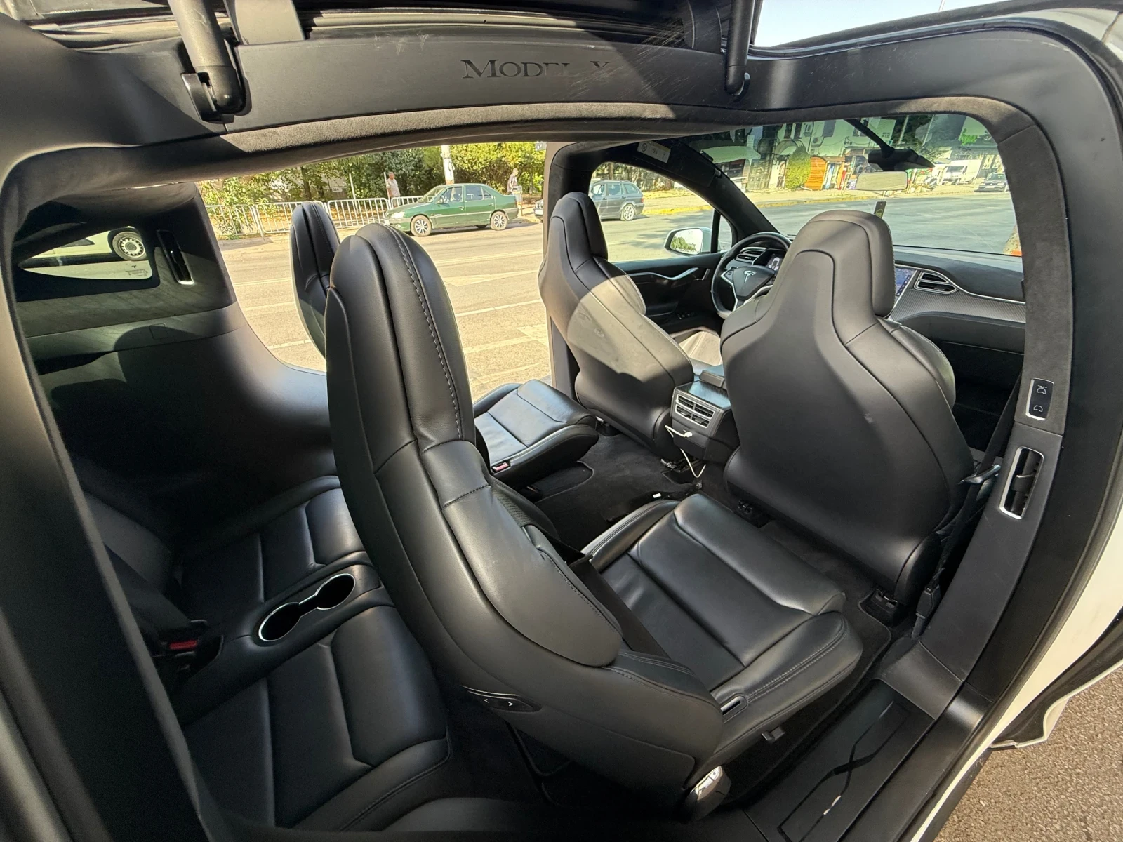 Tesla Model X 90D ? батерия 90 kWh, двойно задвижване - изображение 6 | Auto.bg Tesla Model X 90D ? батерия 90 kWh, двойно задвижване - изображение 6