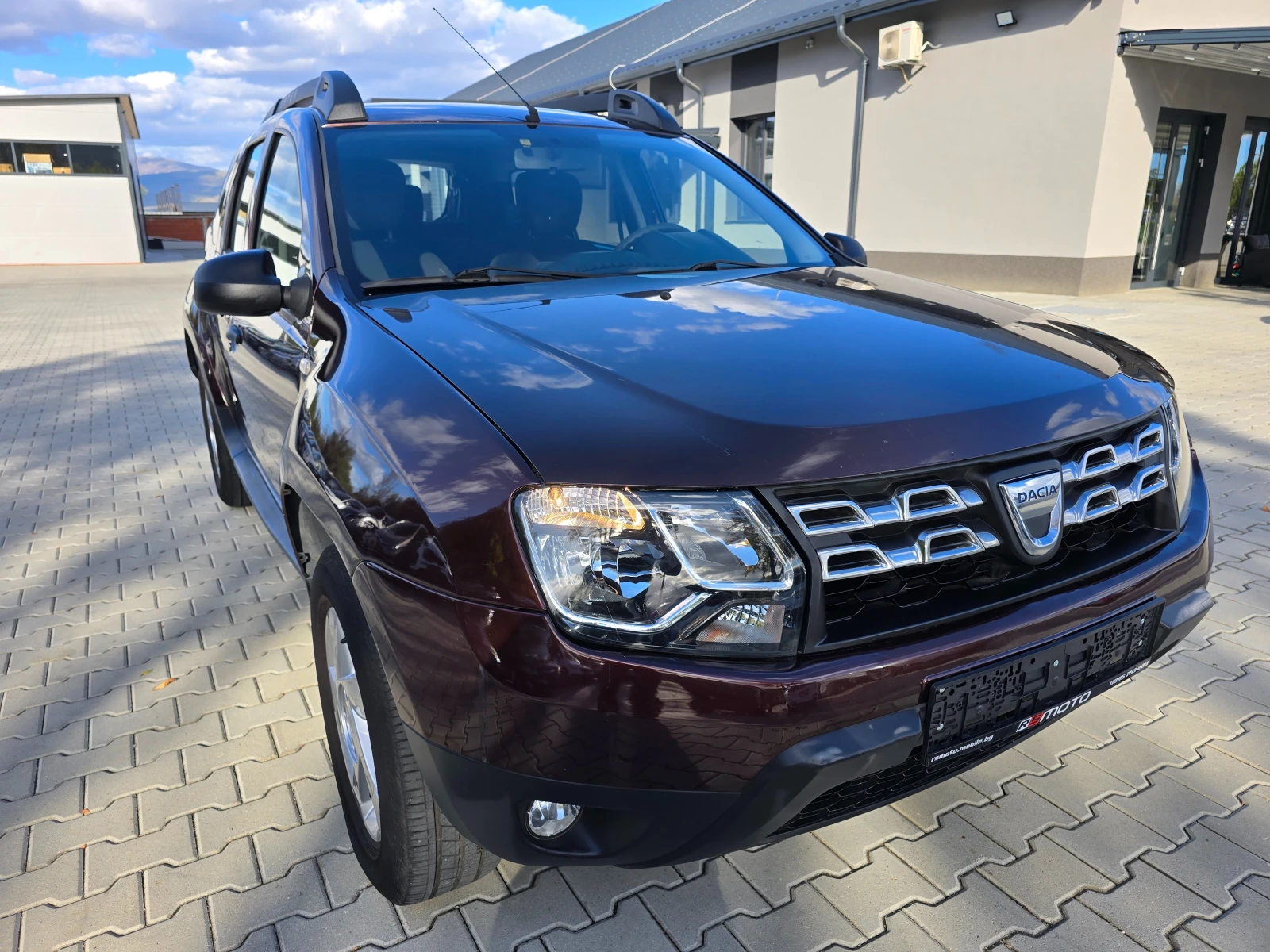 Dacia Duster 1.5DCI, 109к.с., Euro 6! - изображение 8 | Auto.bg Dacia Duster 1.5DCI, 109к.с., Euro 6! - изображение 8