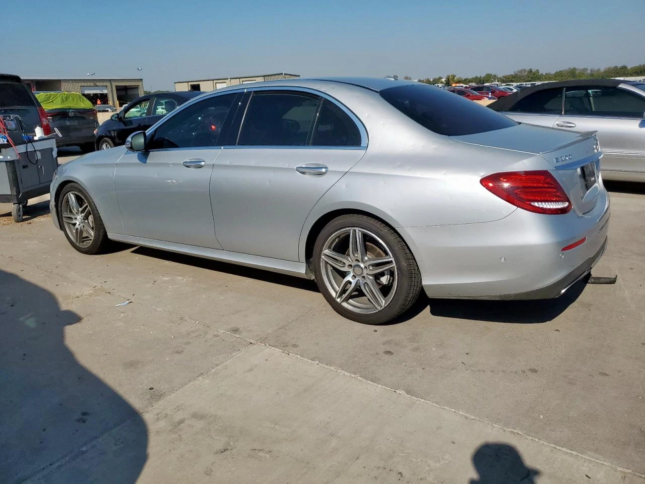 Mercedes-Benz E 300  - изображение 2 | Auto.bg Mercedes-Benz E 300  - изображение 2