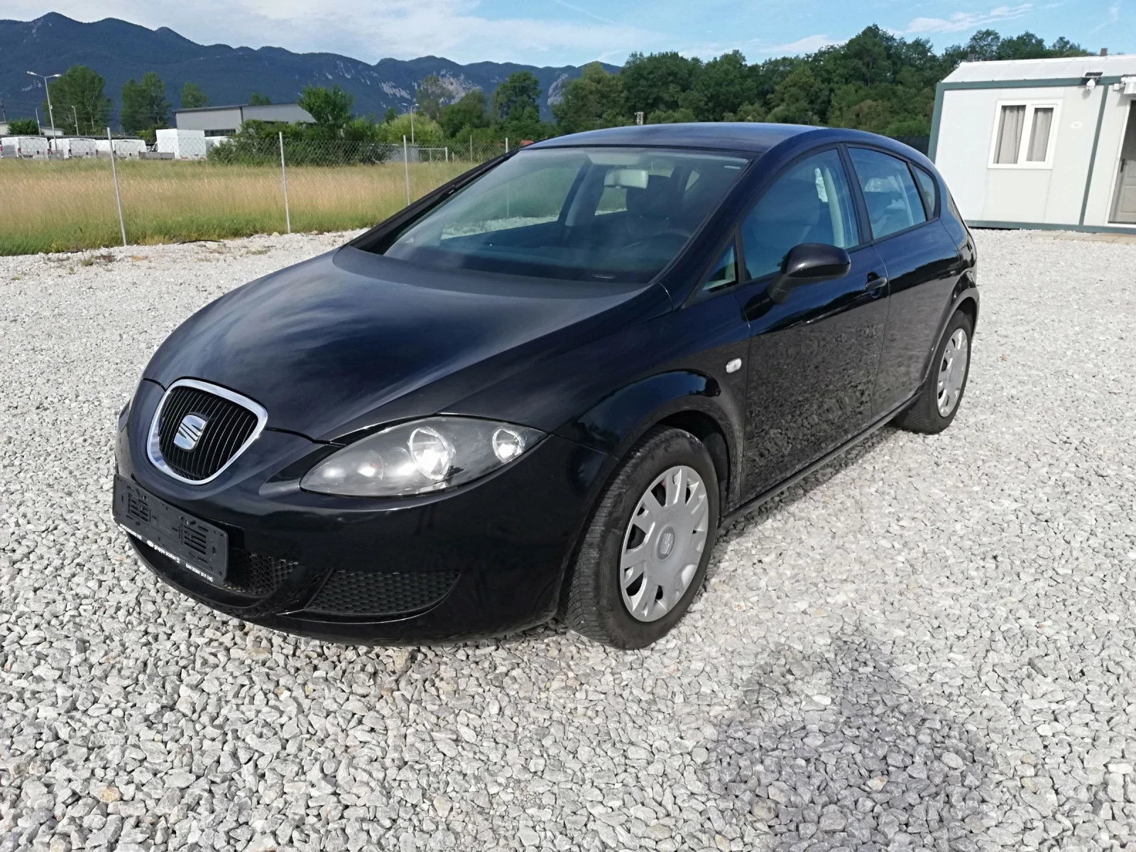 Seat Leon 1.4I GAZ KLIMA ITALI | Auto.bg — изображение 1 Seat Leon 1.4I GAZ KLIMA ITALI | Auto.bg — изображение 1