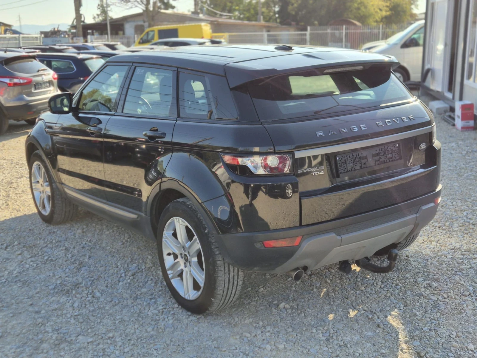 Land Rover Range Rover Evoque 2.2TD4 - изображение 5 | Auto.bg Land Rover Range Rover Evoque 2.2TD4 - изображение 5