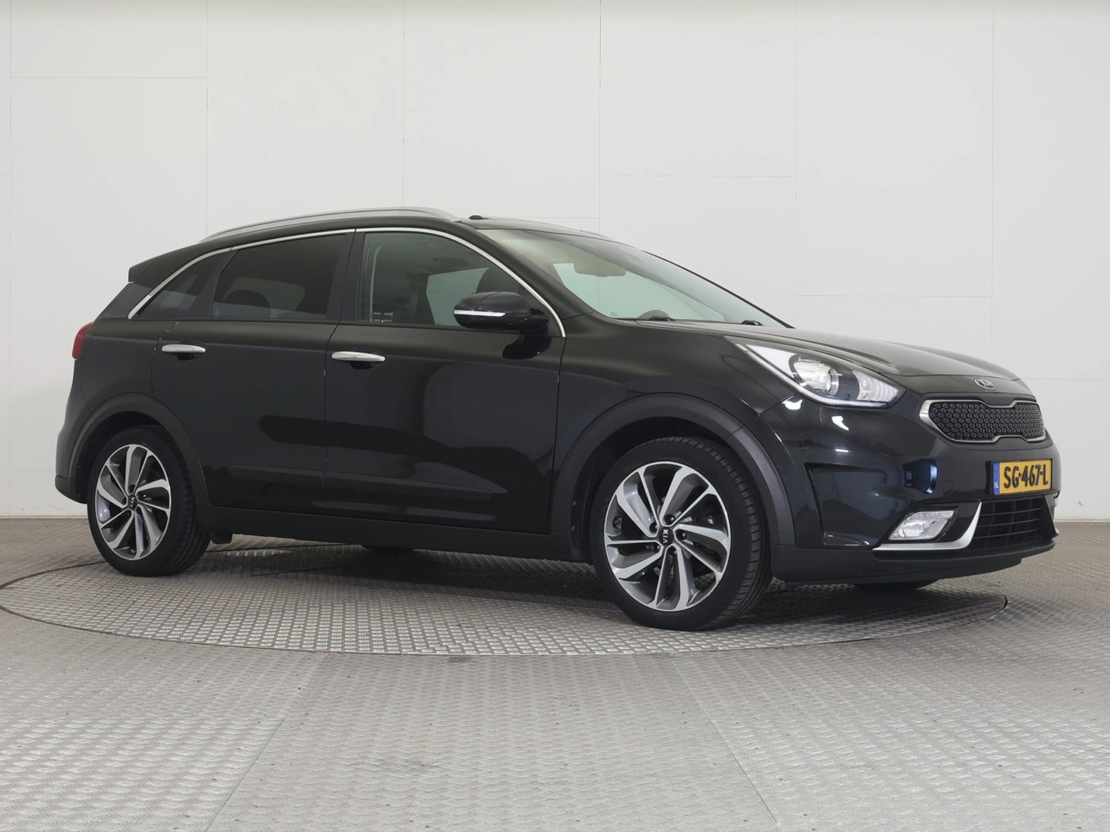 Kia Niro 1.6 GDi Hybrid | Auto.bg — изображение 1 Kia Niro 1.6 GDi Hybrid | Auto.bg — изображение 1