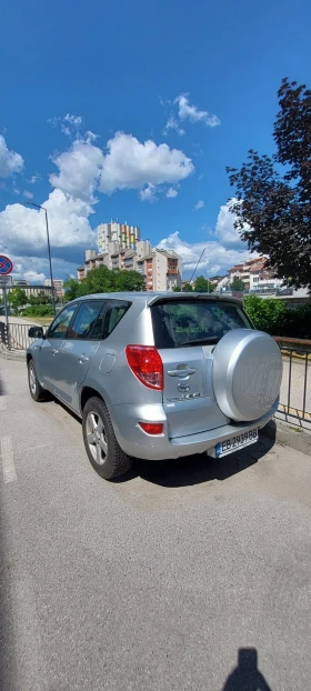 Toyota Rav4 undefined | Auto.bg — изображение 3 Toyota Rav4 undefined | Auto.bg — изображение 3