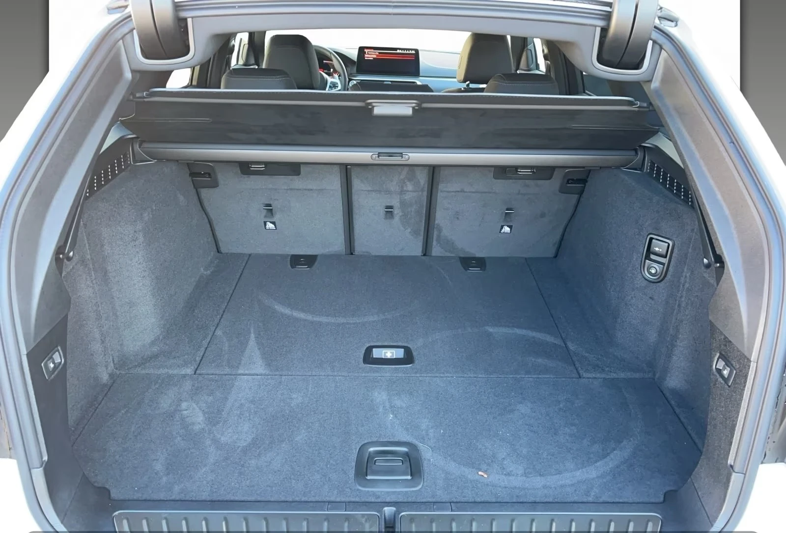 BMW 520 M Sportpaket Head-Up+ AHK+ Navi - изображение 10 | Auto.bg BMW 520 M Sportpaket Head-Up+ AHK+ Navi - изображение 10