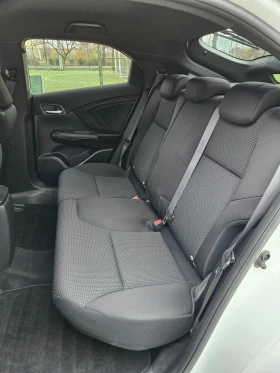 Honda Civic 1.8i-VTEC Facelift Black Edition - 23500 лв. / 12015.36 € - 51761515 13 | Car24.bg Honda Civic 1.8i-VTEC Facelift Black Edition - 23500 лв. / 12015.36 € - 51761515 13