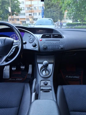 Honda Civic i-VTEC 8-ма генерация - 6500 € / 12712.90 лв. - 30403318 9 | Car24.bg Honda Civic i-VTEC 8-ма генерация - 6500 € / 12712.90 лв. - 30403318 9