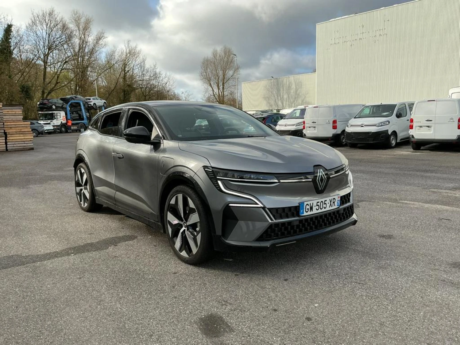 Renault Megane E-Tech Techno | Auto.bg — изображение 1 Renault Megane E-Tech Techno | Auto.bg — изображение 1