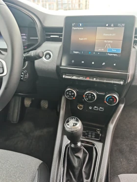 Renault Clio CL5 бензин-газ - 14999 € / 29335.49 лв. - 63508144 10 | Car24.bg Renault Clio CL5 бензин-газ - 14999 € / 29335.49 лв. - 63508144 10