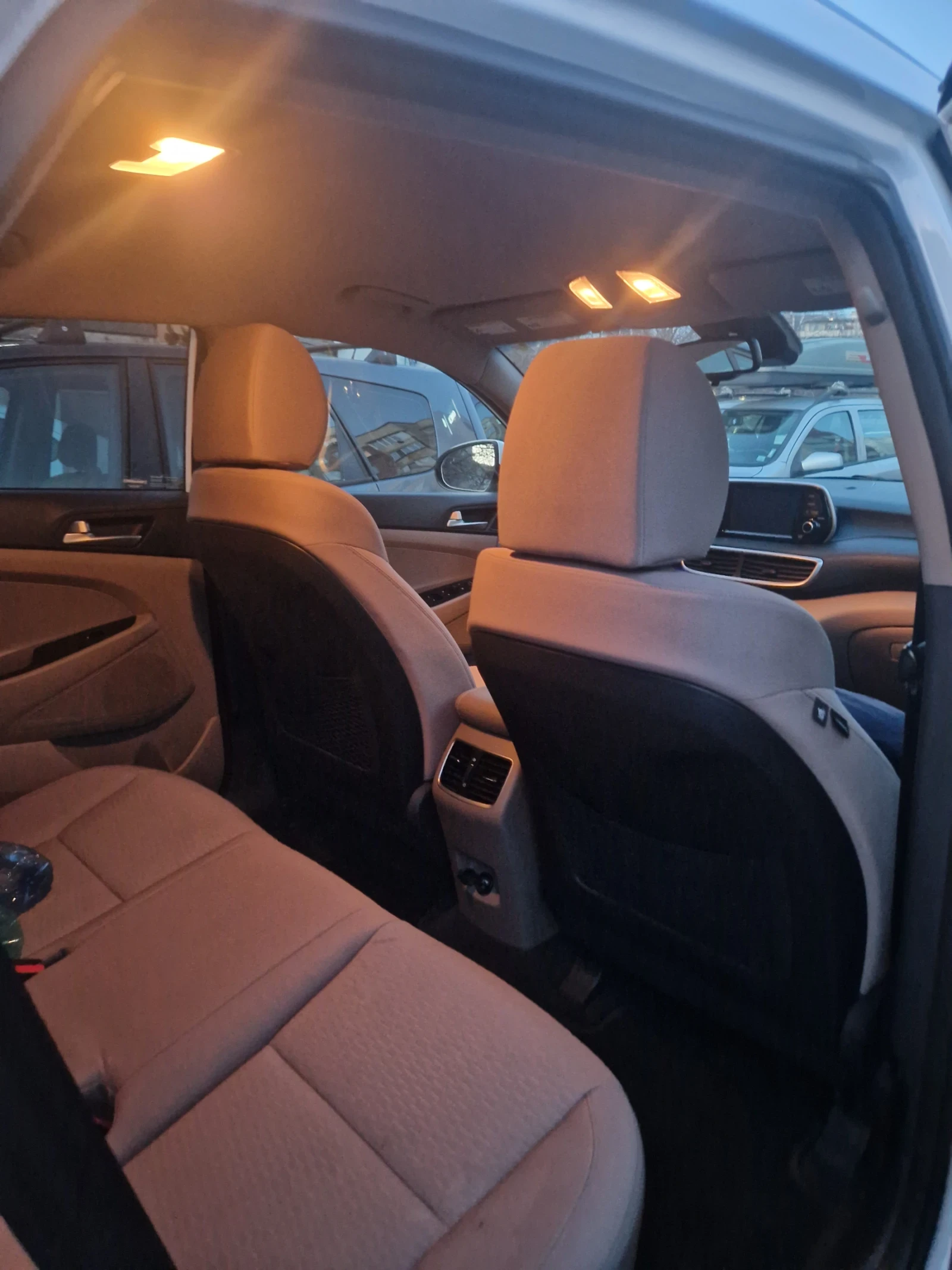 Hyundai Tucson 2.4 - изображение 8 | Auto.bg Hyundai Tucson 2.4 - изображение 8