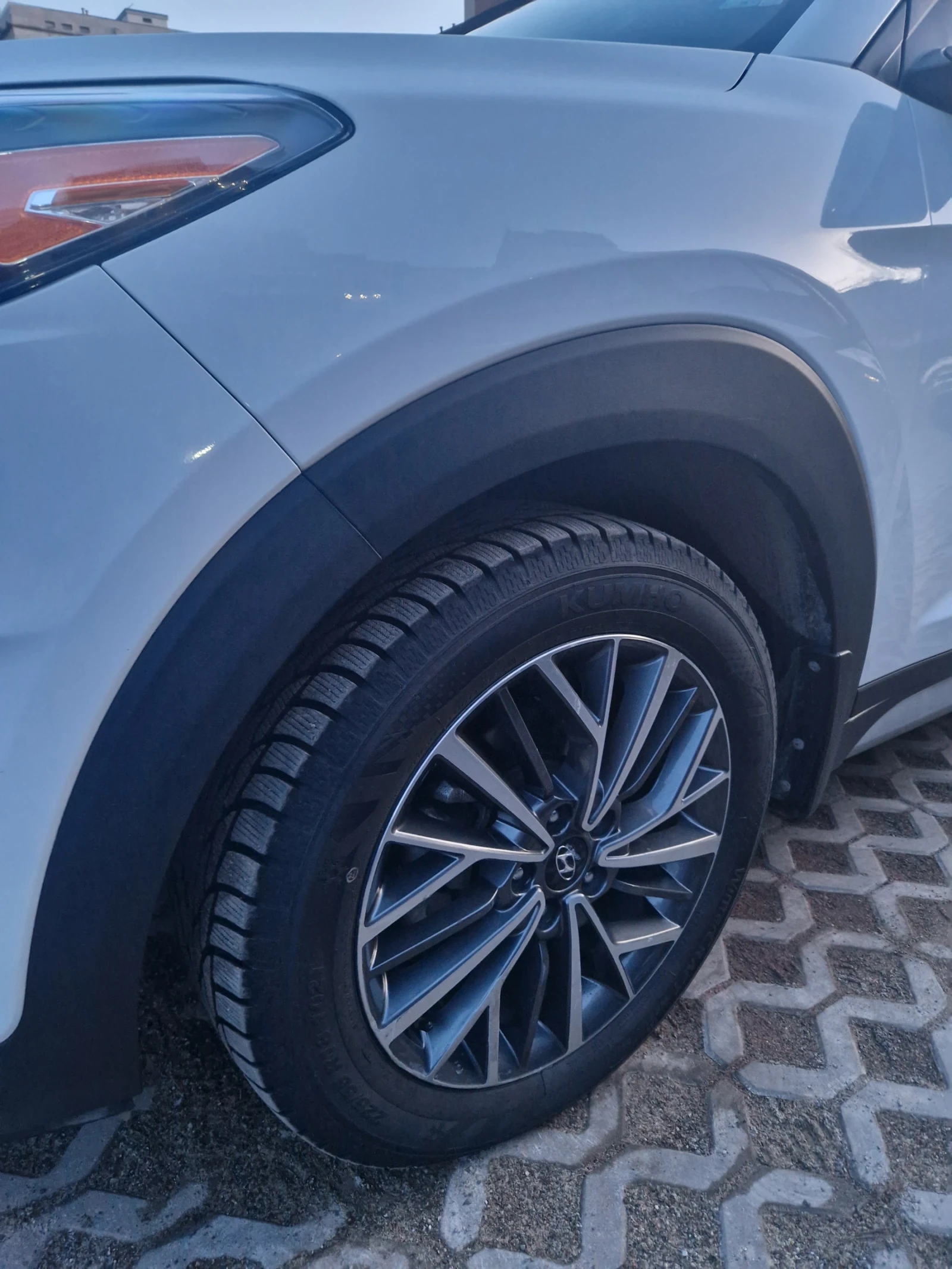 Hyundai Tucson 2.4 - изображение 4 | Auto.bg Hyundai Tucson 2.4 - изображение 4