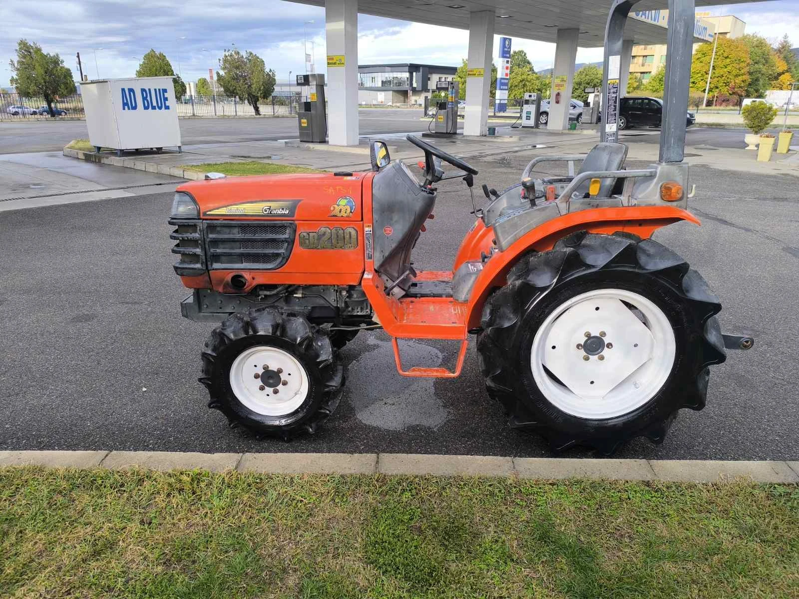 Трактор Kubota Саки агро Сливен  - изображение 5 | Auto.bg Трактор Kubota Саки агро Сливен  - изображение 5