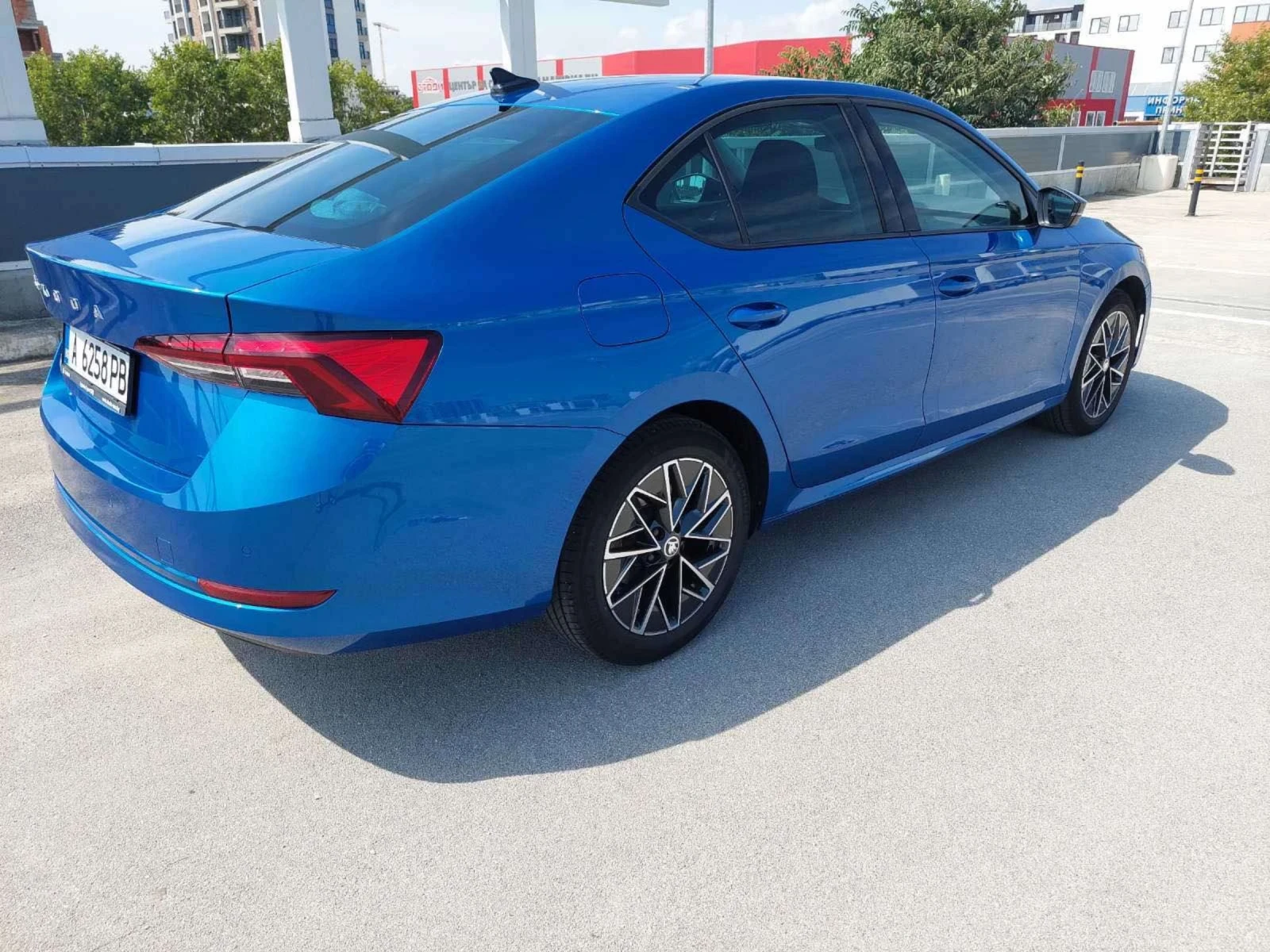 Skoda Octavia 1.5 TSI/150 к.с. - изображение 6 | Auto.bg Skoda Octavia 1.5 TSI/150 к.с. - изображение 6