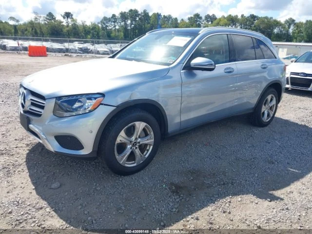 Mercedes-Benz GLC 300 BURMESTER* ПОДГРЕВ* КАМЕРА* КЕЙЛЕС* LANE* ASSIST - изображение 3 | Auto.bg Mercedes-Benz GLC 300 BURMESTER* ПОДГРЕВ* КАМЕРА* КЕЙЛЕС* LANE* ASSIST - изображение 3