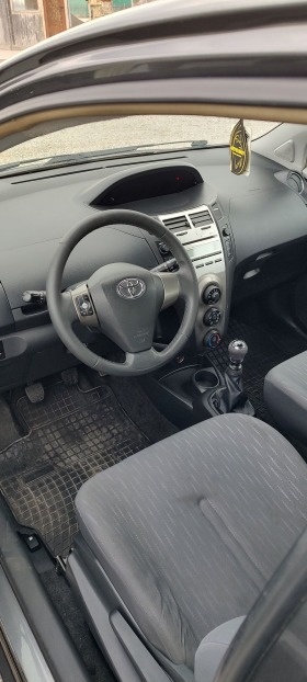 Toyota Yaris 1.3 vvti  | Mobile.bg   12