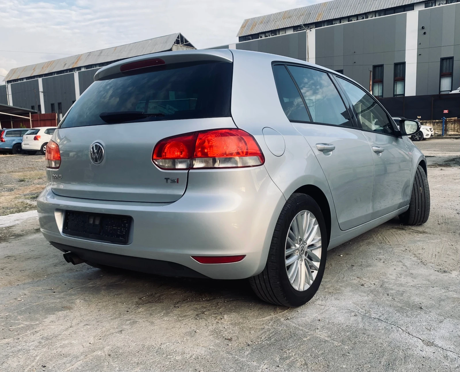 VW Golf 1.4 TSI 6 Скорости Германия - изображение 4 | Auto.bg VW Golf 1.4 TSI 6 Скорости Германия - изображение 4