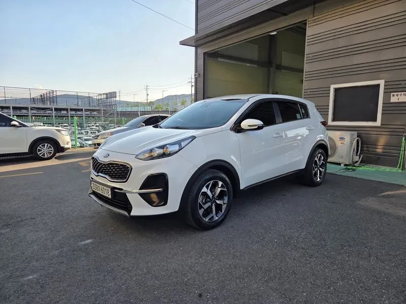 Kia Sportage Diesel 2.0 4Wd Luxury | Auto.bg — изображение 1 Kia Sportage Diesel 2.0 4Wd Luxury | Auto.bg — изображение 1