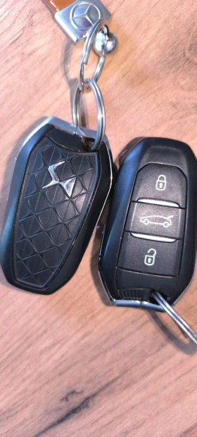 Citroen DS5 2.0 BluHdi 180 EAT6 - 9300 € - 99501775 15 | Car24.bg Citroen DS5 2.0 BluHdi 180 EAT6 - 9300 € - 99501775 15