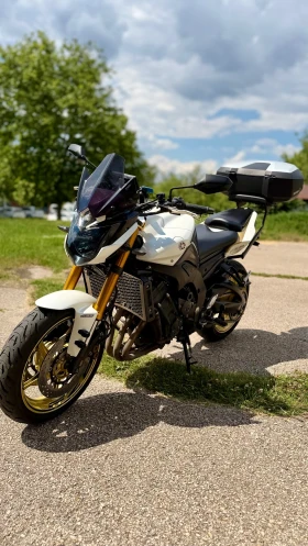 Yamaha FZ8
