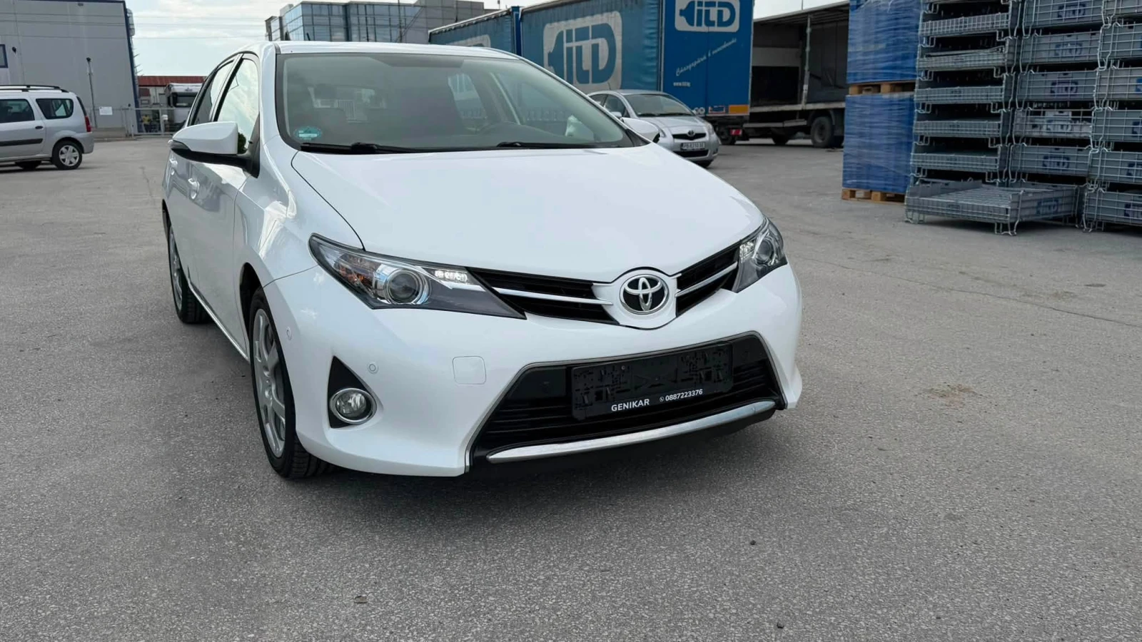 Toyota Auris 1.6 БЕНЗИН | Auto.bg — изображение 1 Toyota Auris 1.6 БЕНЗИН | Auto.bg — изображение 1