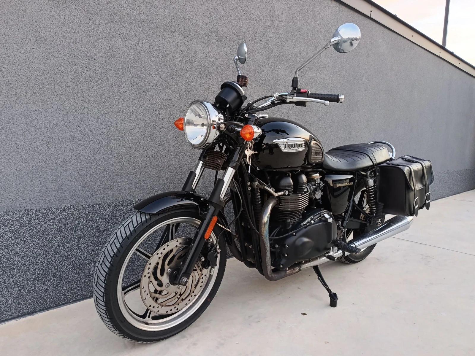 Triumph Bonneville T 100 | Auto.bg — изображение 1 Triumph Bonneville T 100 | Auto.bg — изображение 1