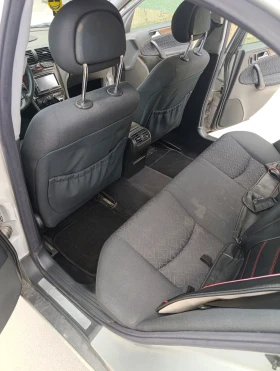Mercedes-Benz C 220 - 1800 € / 3520.49 лв. - 16804025 7 | Car24.bg Mercedes-Benz C 220 - 1800 € / 3520.49 лв. - 16804025 7