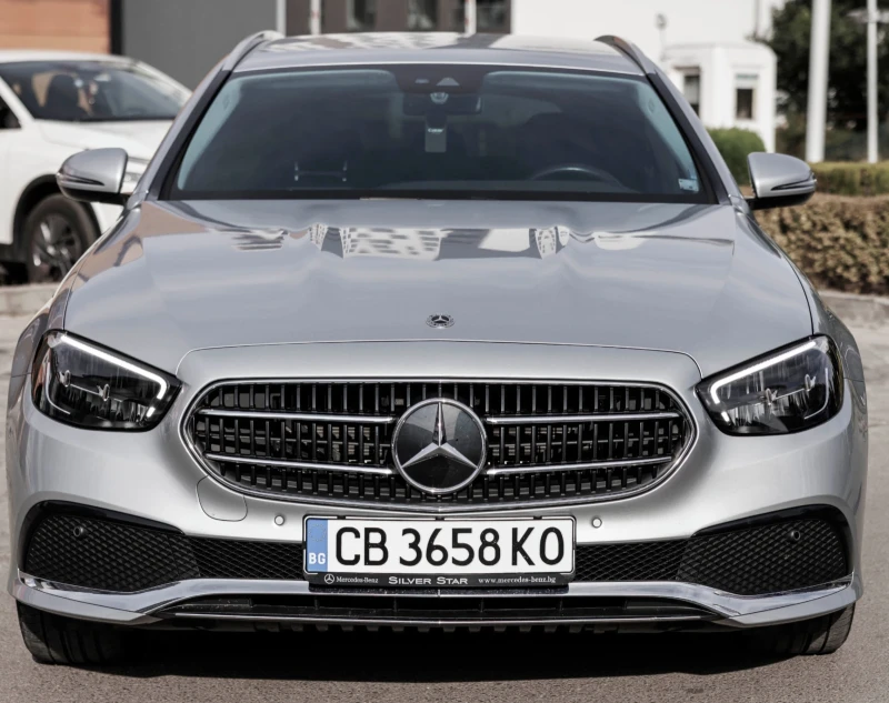 Mercedes-Benz E 220 49 хил. Силвър Стар, Пълна история, Облужена. - 33500 € / 65520.31 лв. - 35452161 1 | Car24.bg Mercedes-Benz E 220 49 хил. Силвър Стар, Пълна история, Облужена. - 33500 € / 65520.31 лв. - 35452161 1