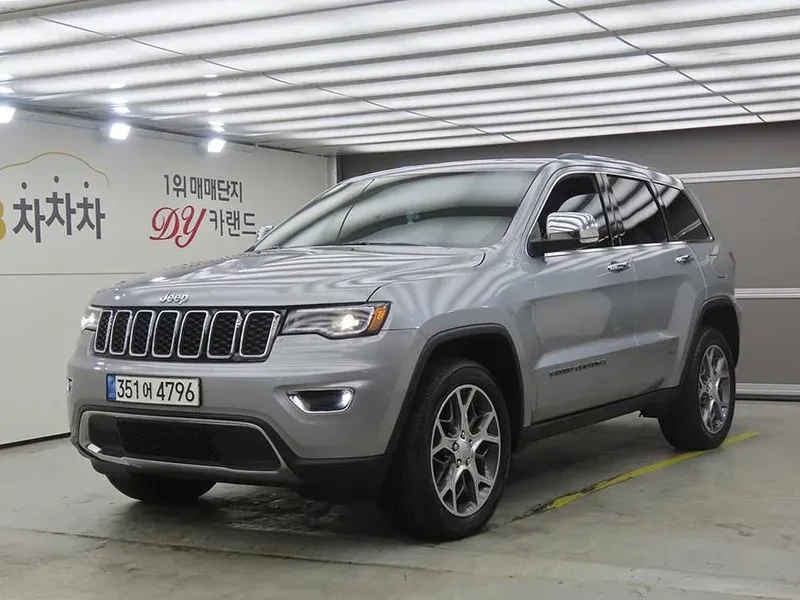 Jeep Grand cherokee 3.6 LIMITED ПАНОРАМА| ОБДУХВАНЕ| ПОДГРЕВ| ПАМЕТ - 18787 € - 36931331 1 | Car24.bg Jeep Grand cherokee 3.6 LIMITED ПАНОРАМА| ОБДУХВАНЕ| ПОДГРЕВ| ПАМЕТ - 18787 € - 36931331 1