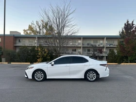 Toyota Camry * SE * CARFAX * БЕЗ ПЪРВОНАЧАЛНА ВНОСКА | Mobile.bg — малка снимка 2