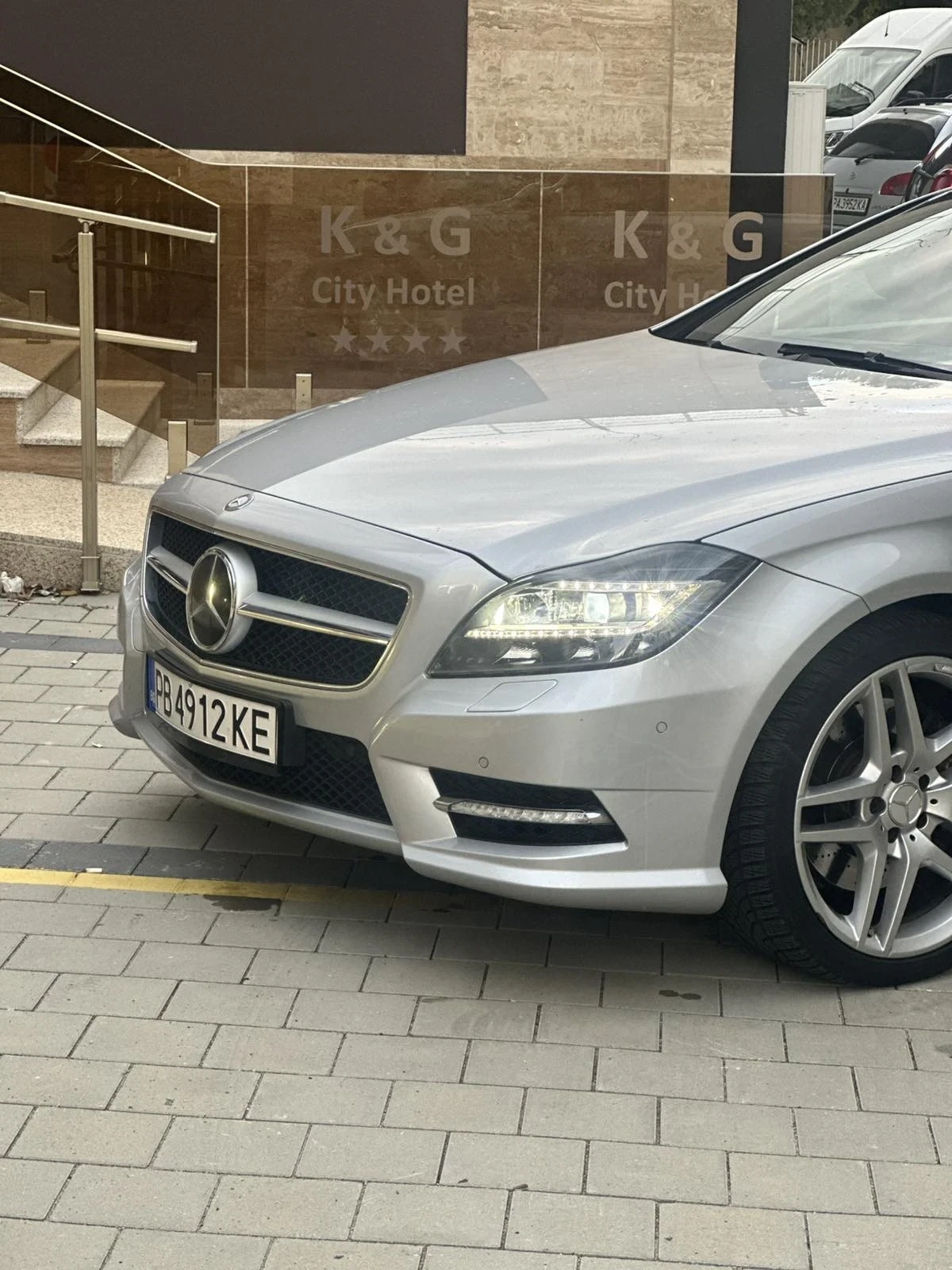 Mercedes-Benz CLS 350 Amg , Подгрев, Обдухване, Дистроник , Фулл - изображение 3 | Auto.bg Mercedes-Benz CLS 350 Amg , Подгрев, Обдухване, Дистроник , Фулл - изображение 3