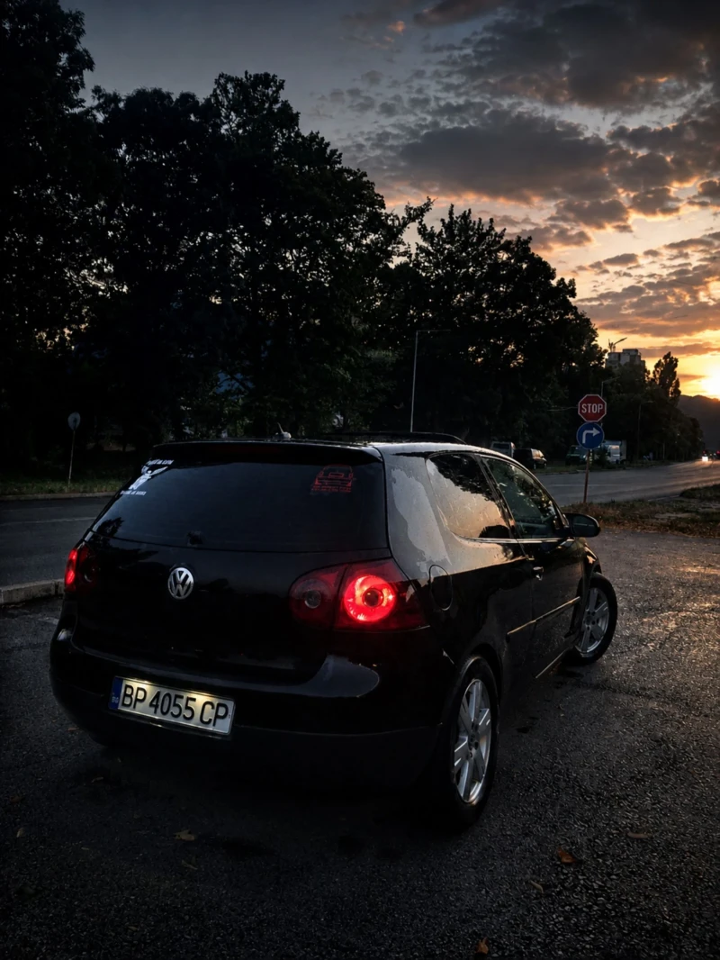 VW Golf V 2.0TDI - 2000 € / 3911.66 лв. - 84902987 1 | Car24.bg VW Golf V 2.0TDI - 2000 € / 3911.66 лв. - 84902987 1