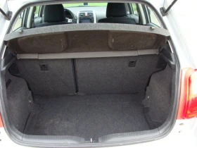 Toyota Auris 1.4 - 8500 лв. / 4345.98 € - 19196686 13 | Car24.bg Toyota Auris 1.4 - 8500 лв. / 4345.98 € - 19196686 13