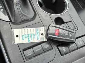 Toyota Highlander * XLE * CARFAX * ОПЦИЯ ЗА ФИНАНСИРАНЕ | Auto.bg — изображение 17 Toyota Highlander * XLE * CARFAX * ОПЦИЯ ЗА ФИНАНСИРАНЕ | Auto.bg — изображение 17